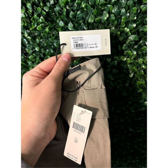 AGOLDE NWT DARIA UTILITY PANTS SIZE 28 - Picture 8 of 8